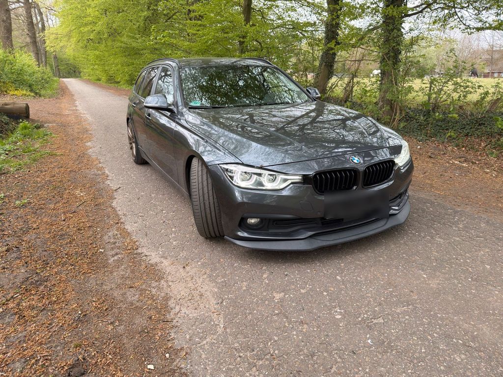 Image of BMW 320