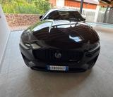 Jaguar XE D180 R-DYNAMIC SE AWD R-DYNAMIC SE - Jaguar XE: R Dynamic Se
