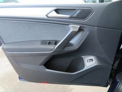 VW Tiguan Allspace 2.0TDI Move 4M LED Nav Ahk 7-Sit VW Tiguan Allspace 2.0TDI Move 4M LED Nav Ahk 7-Sit
