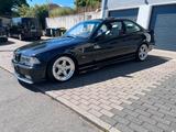 BMW e36 323i Coupé individuell - BMW 323: E36 323i