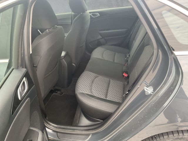 Fahrzeugabbildung Kia Ceed VISION 1.4 T-GDI *KOMFORT-PAKET*NAVIGATIONS