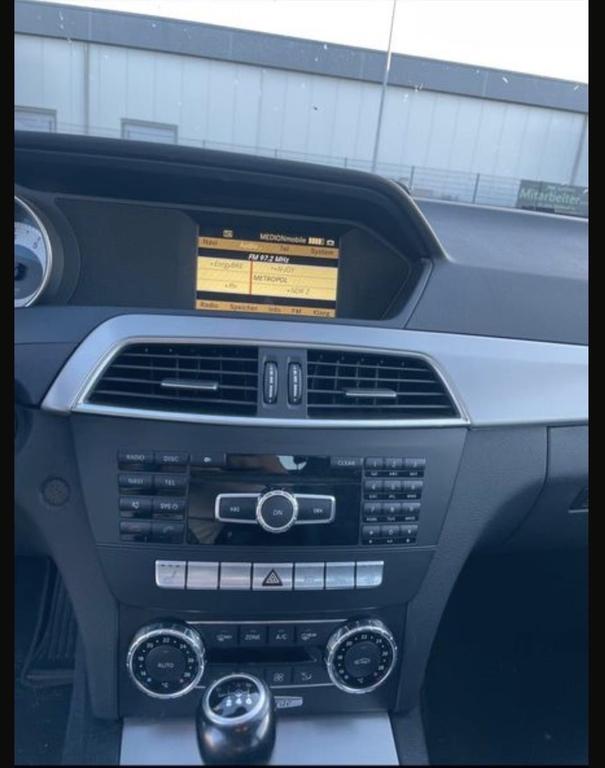 Mercedes-Benz C 180