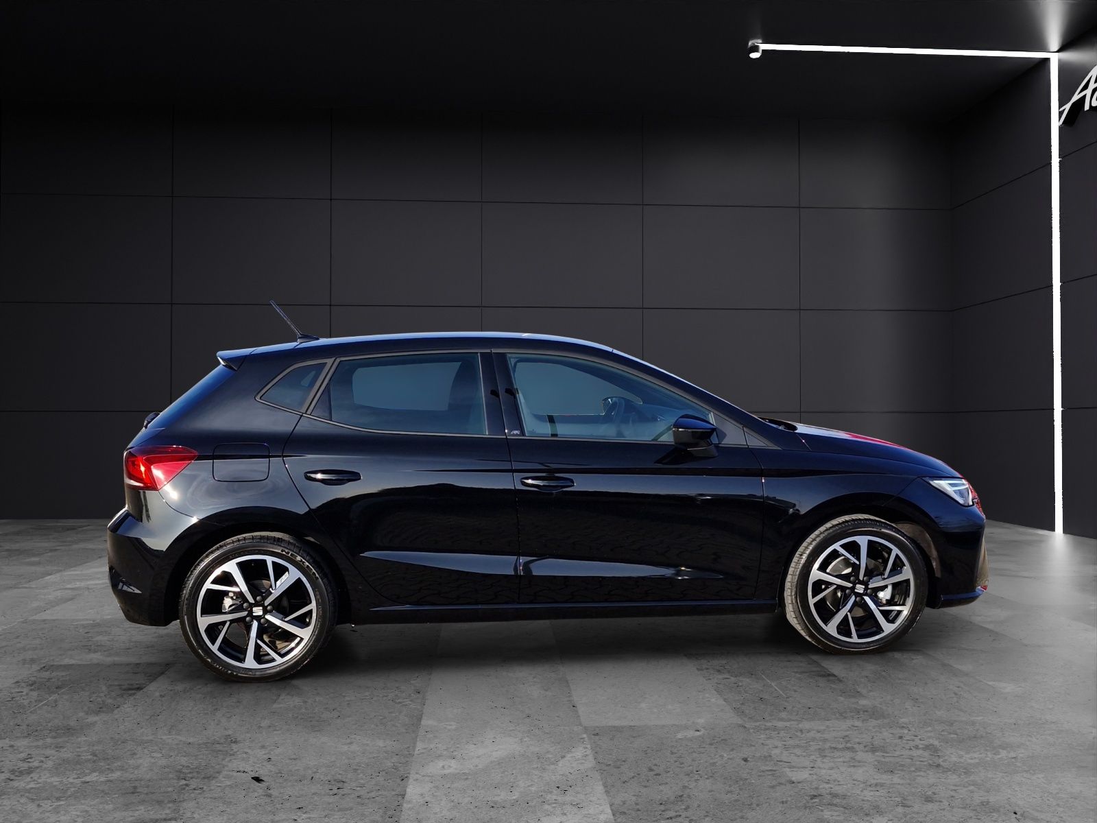 Fahrzeugabbildung SEAT Ibiza 1.0TSI DSG FR TECH PAKET VOLL-LED KESSY VC