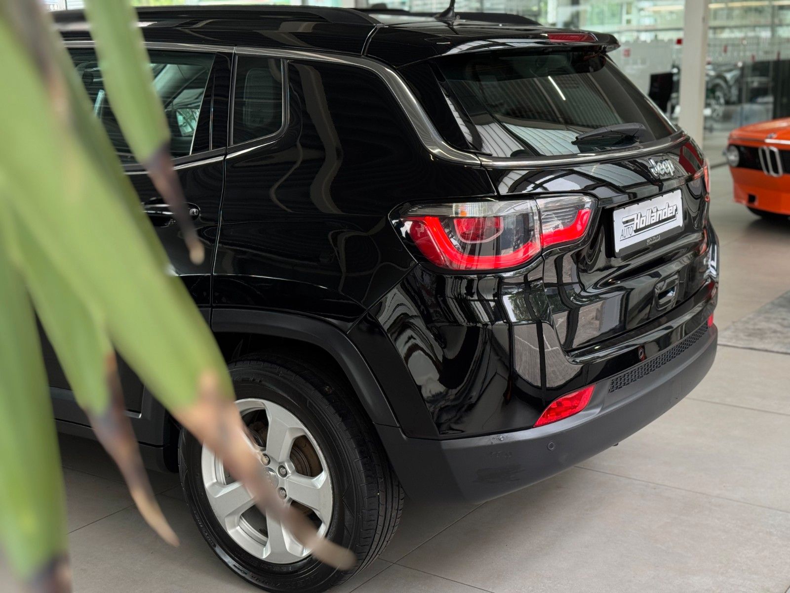 Fahrzeugabbildung Jeep Compass 1.4 T Longitude FWD  " Winterpaket "