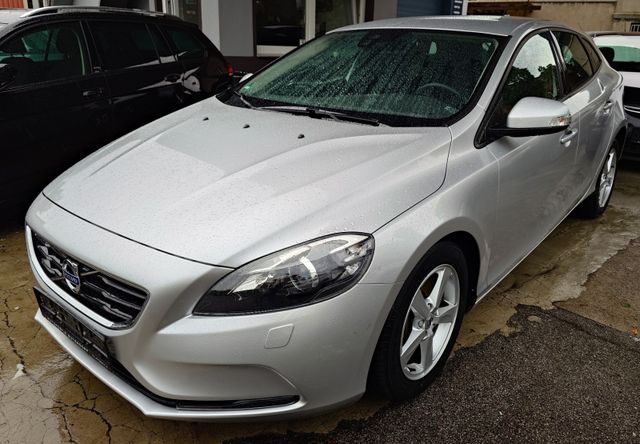 Volvo V40 You! 2.0d AUTOMATIK/NAVI/SHZ/XENON/PDC/TEMPO