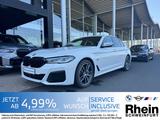 BMW 545e xDrive Lim. M Sport Laser. Glasdach. HeadUp - weiße BMW 545