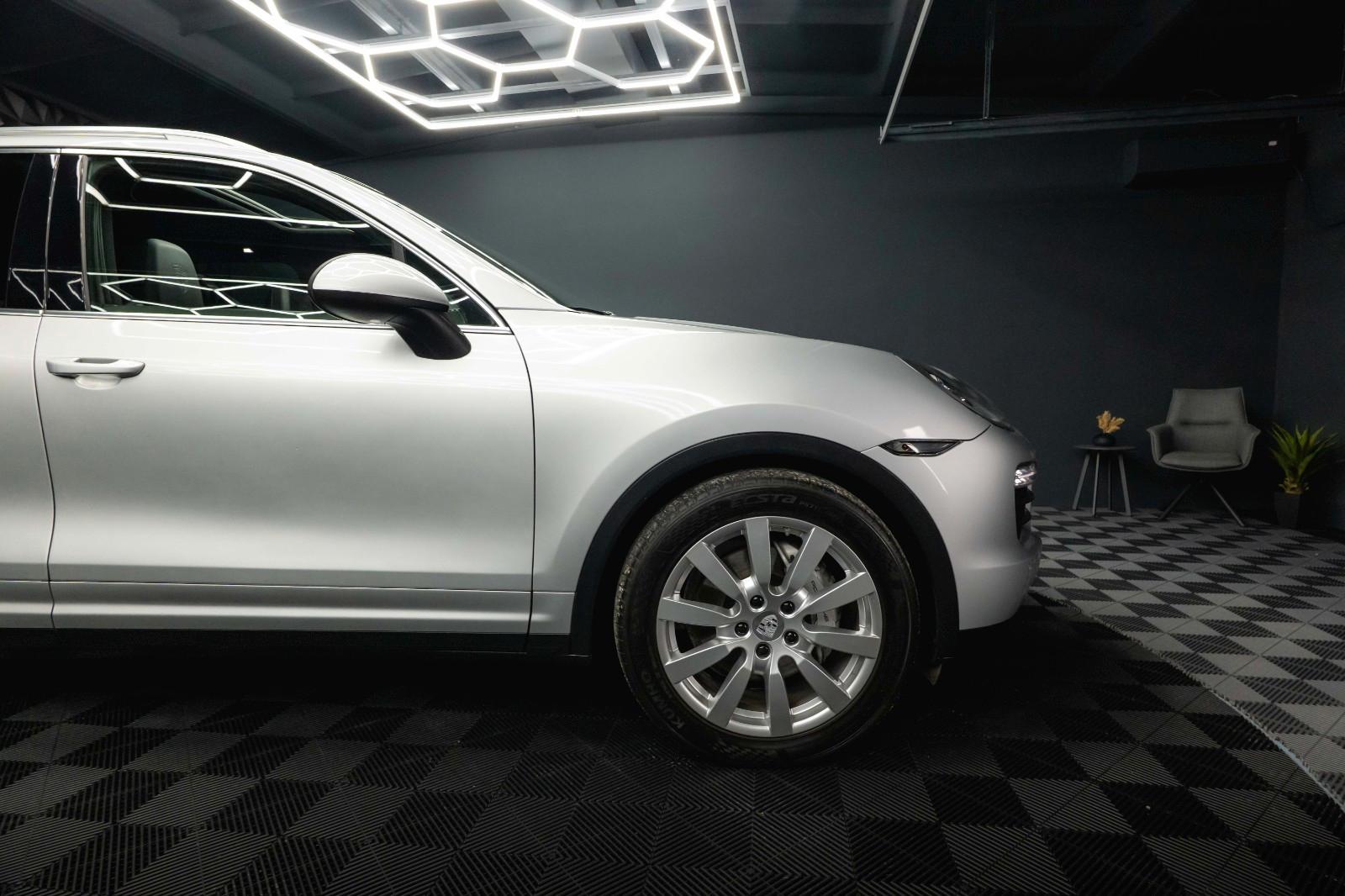 PORSCHE CAYENNE S 4.8 SPORT | 400 ch | 4X4 | BVA | ÉCHAPPEMENT SPORT | SPORT-DESIGN | LED | BOSE | BI-XENON | ATTELAGE
