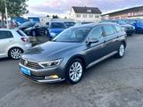 Volkswagen Passat Variant Highline 150PS DSG Pano Alcan ACC - VW Passat Variant Gebrauchtwagen in Stuttgart