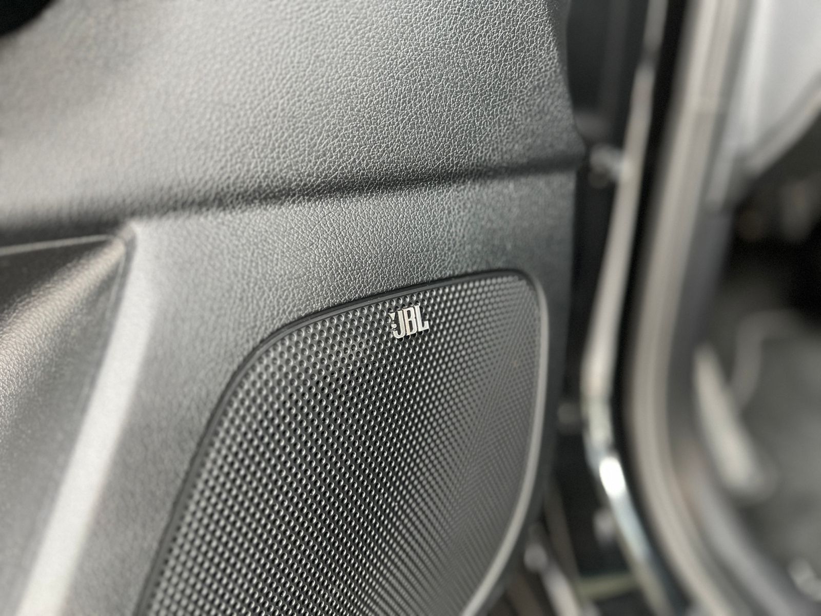 Fahrzeugabbildung Kia Sportage Black Edition 4WD JBL LED NAVI