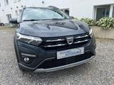 Dacia Jogger Comfort - Dacia Jogger Comfort mit Benzin-Antrieb