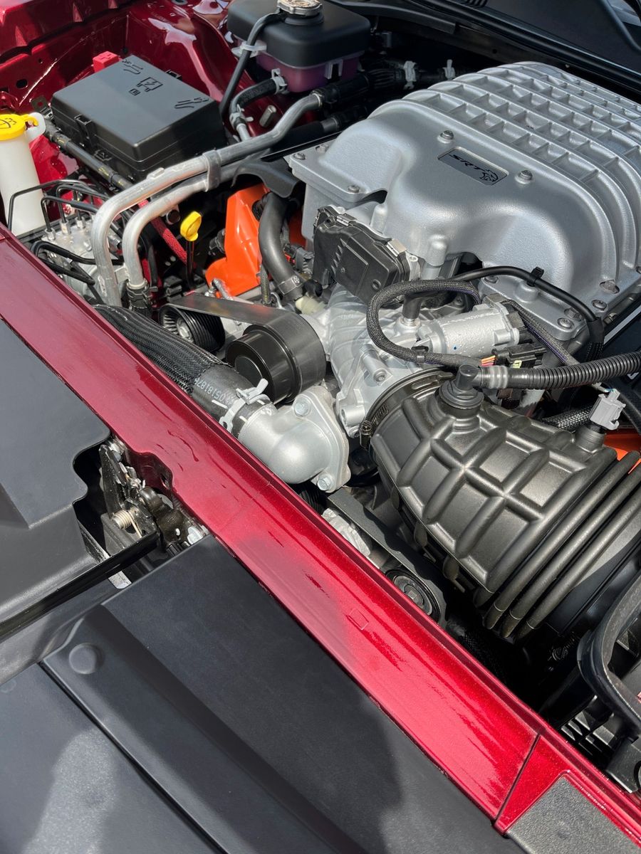 Fahrzeugabbildung Dodge Challenger SRT Hellcat Widebody XR 888 PS