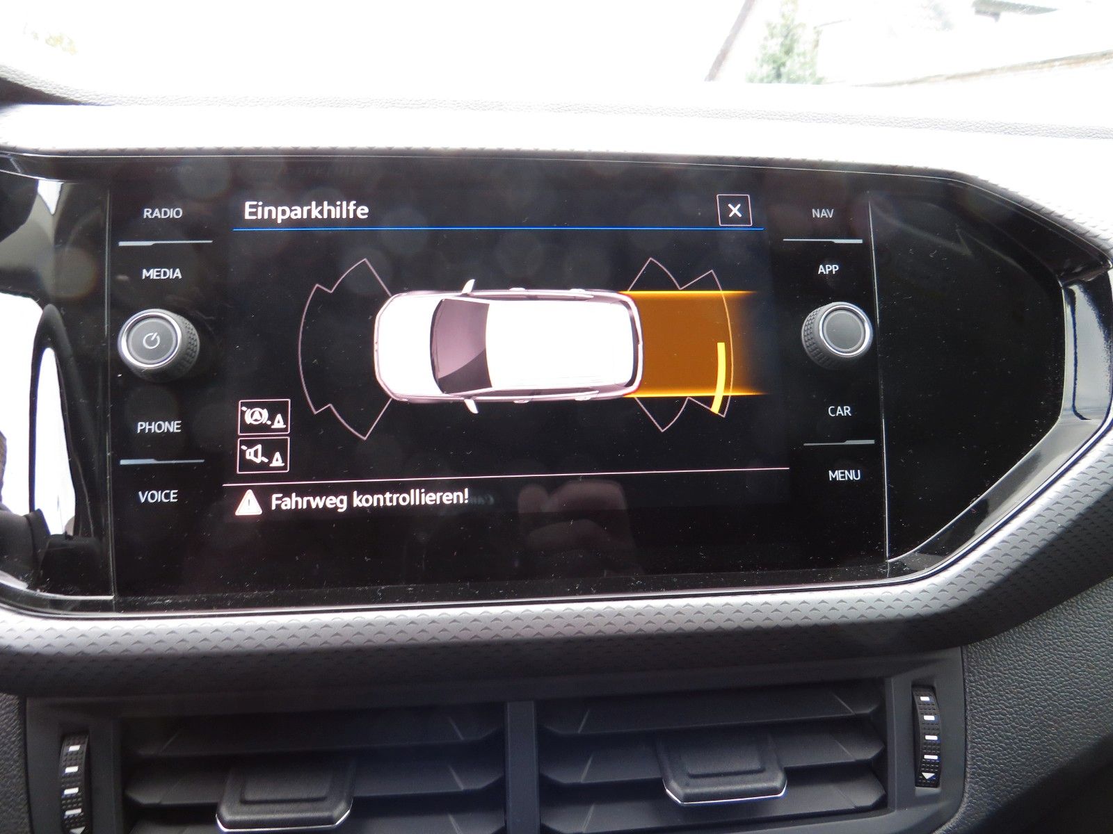 Fahrzeugabbildung Volkswagen T-Cross Active DSG ACC NAVI APP-CONNECT