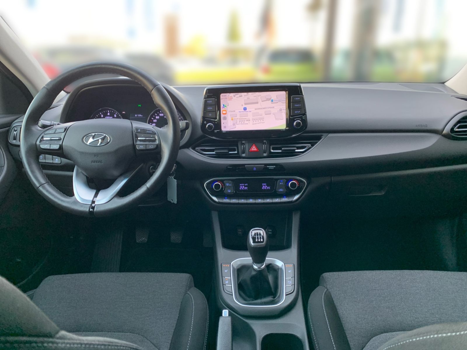 Fahrzeugabbildung Hyundai i30 1.0 T-GDI Edition 30 8x bereift 1Hd