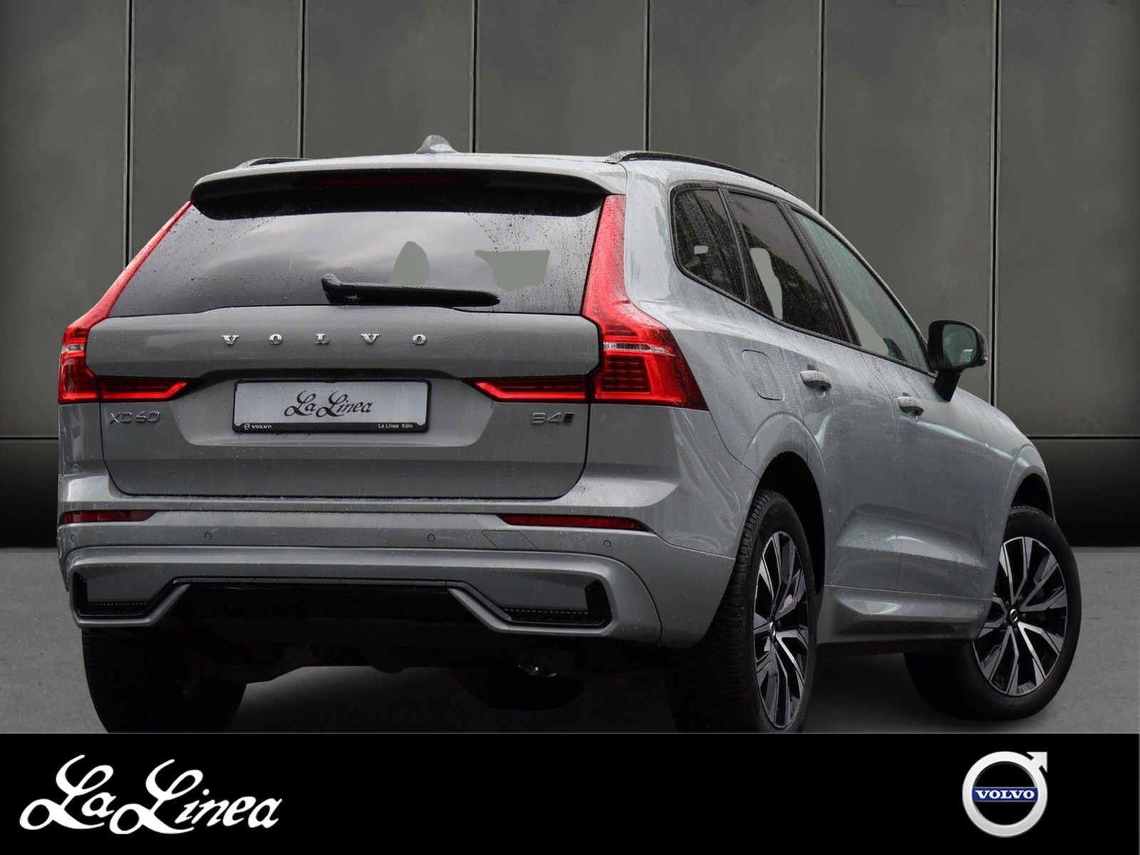 Volvo XC60 B4 (D) AWD Plus Dark NP:69.310,-//FOUR-C/BU imagem 2