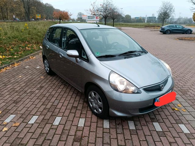 Honda Jazz 1,4l Automatik 46200km 11.25 TÜV