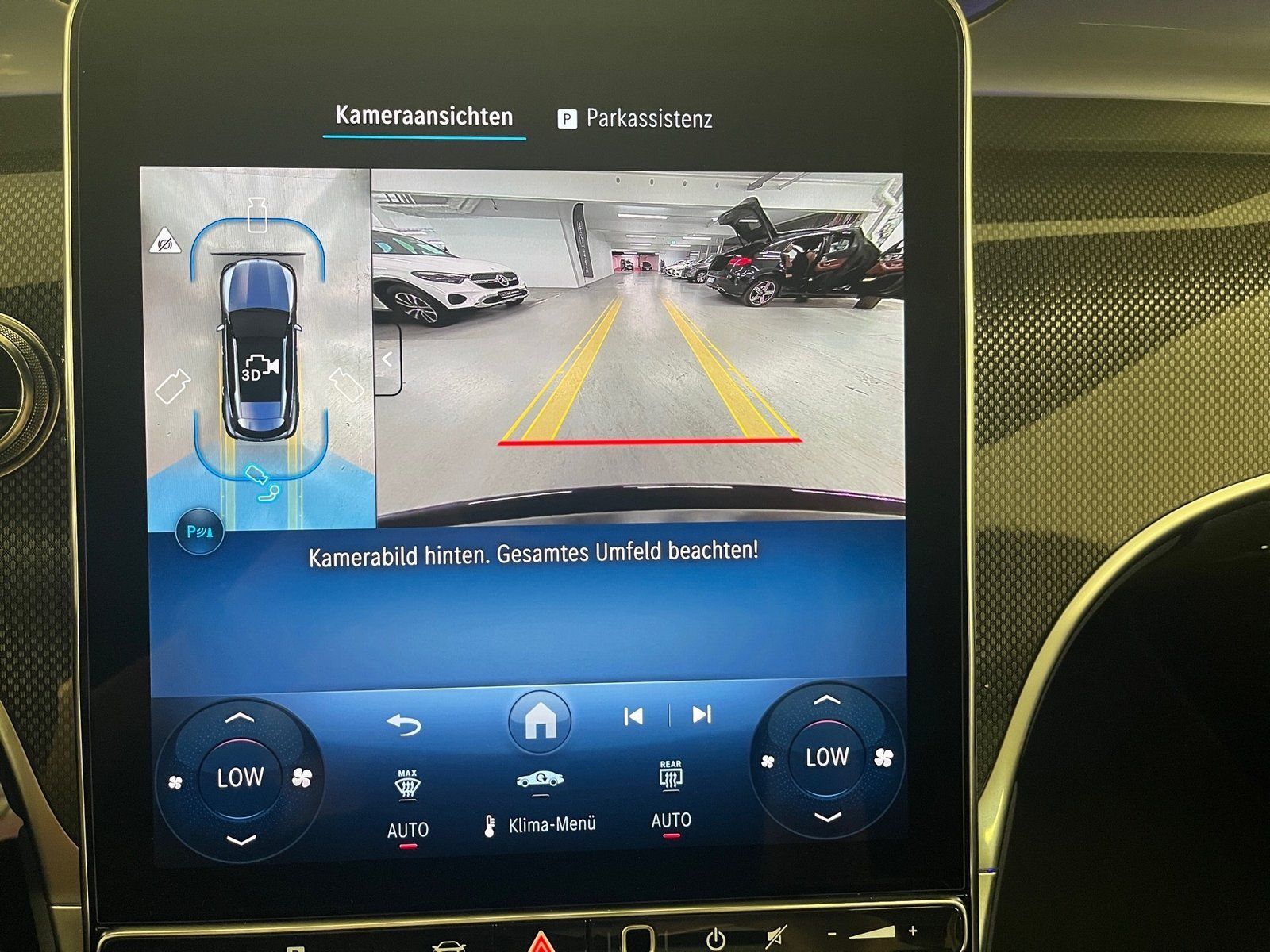 Fahrzeugabbildung Mercedes-Benz GLC 300 d 4M AMG Plus*Airmatic*Pano*HUD*Distro*