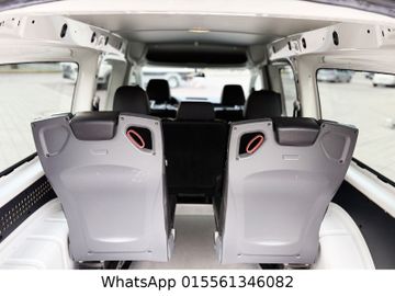 Volkswagen Caddy Maxi - 12