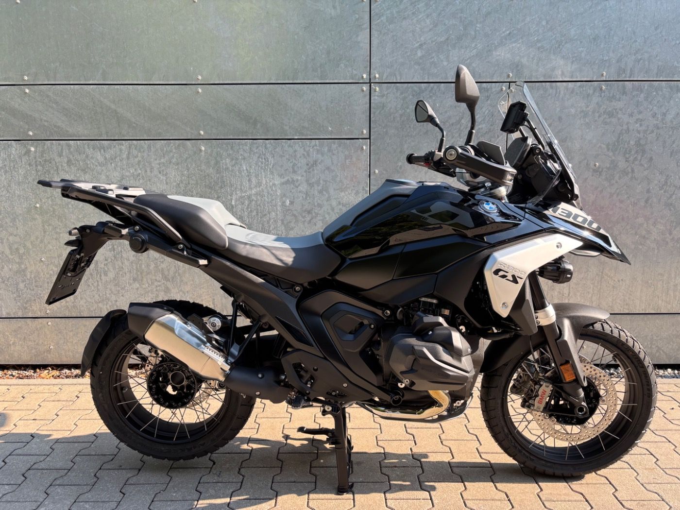 Fahrzeugabbildung BMW R 1300 GS Triple Black ASA inkl. Zubehörgutschei