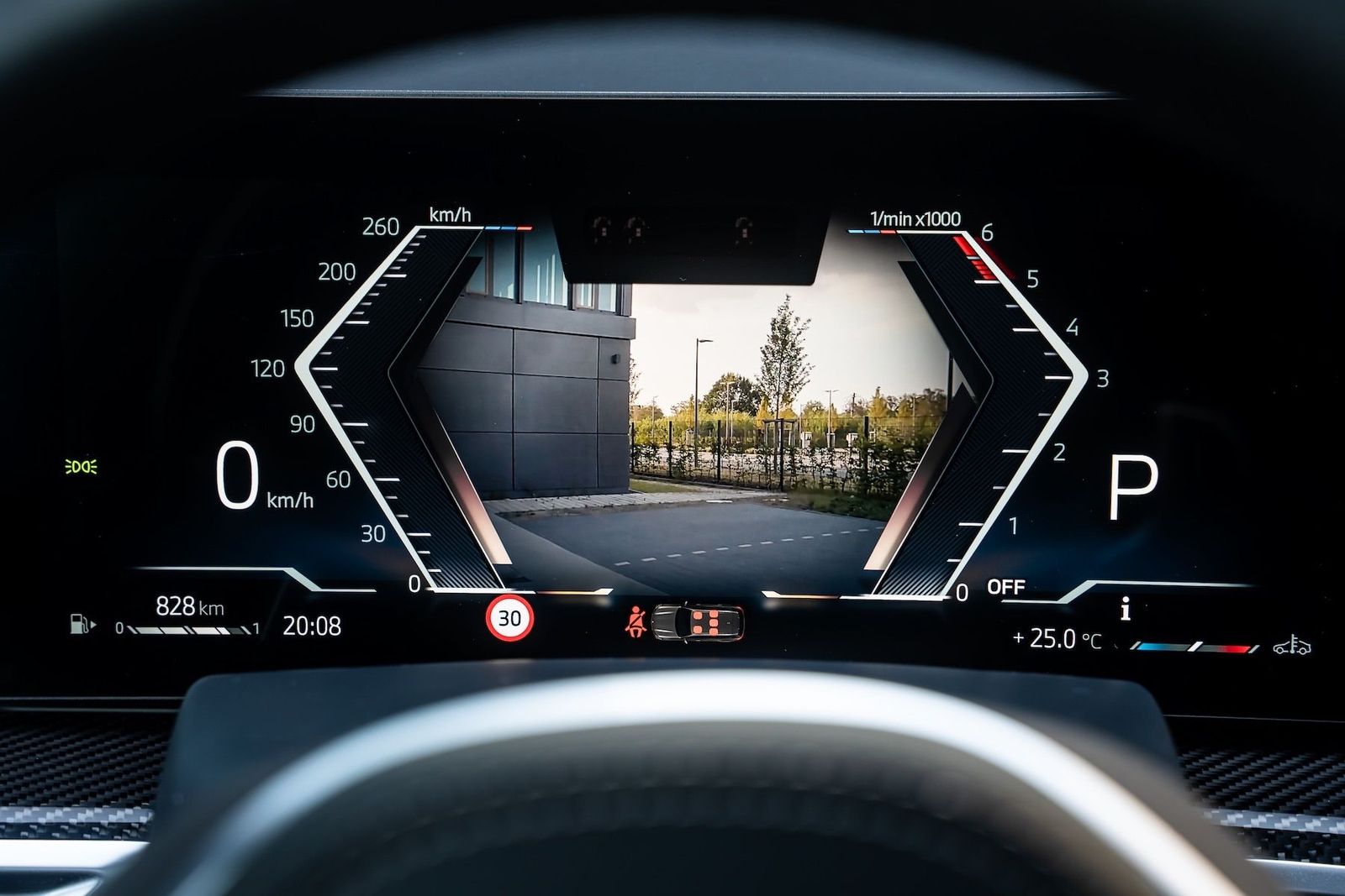 Fahrzeugabbildung BMW X5 40d xD M-SPORT PRO|AHK|ICONIC|MASSAGE|LUFT
