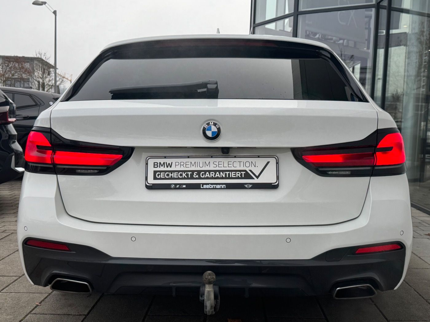 Fahrzeugabbildung BMW 540d xDrive Tour. M-Sport AHK 2 JAHRE GARANTIE