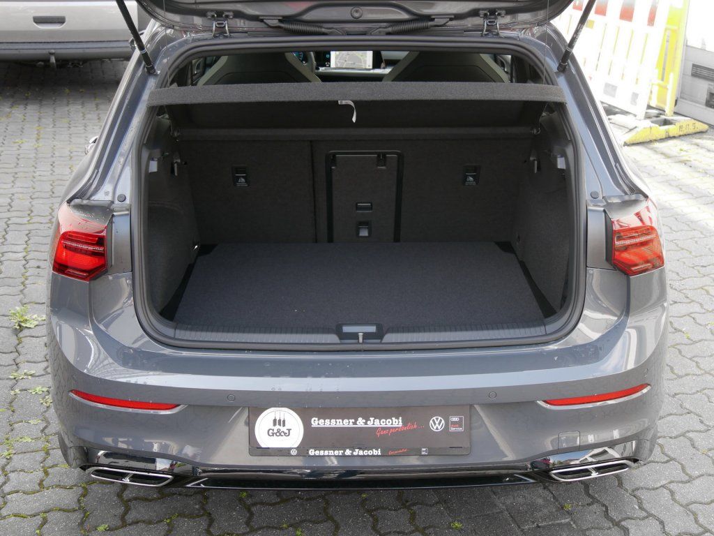 Fahrzeugabbildung Volkswagen Golf R-Line 2.0 TDI DSG Navi RFK Matrix-LED