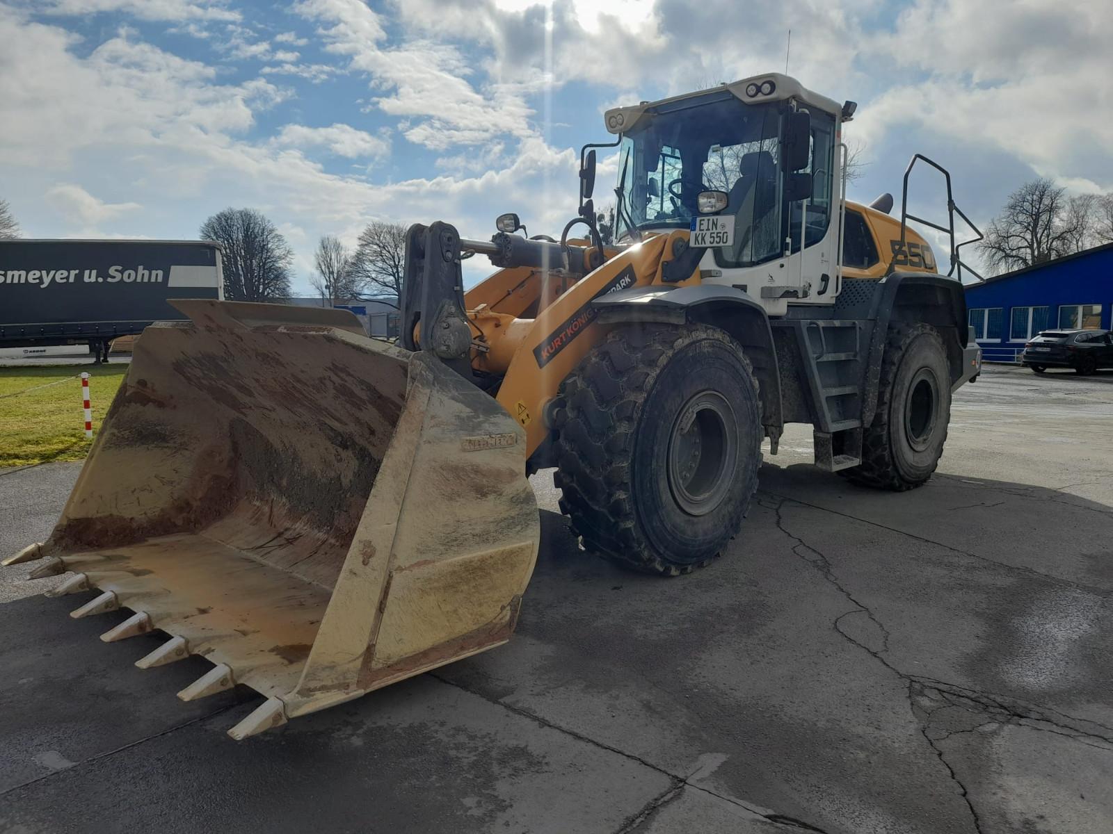 Liebherr L 550 XPower Stufe V Serie 2