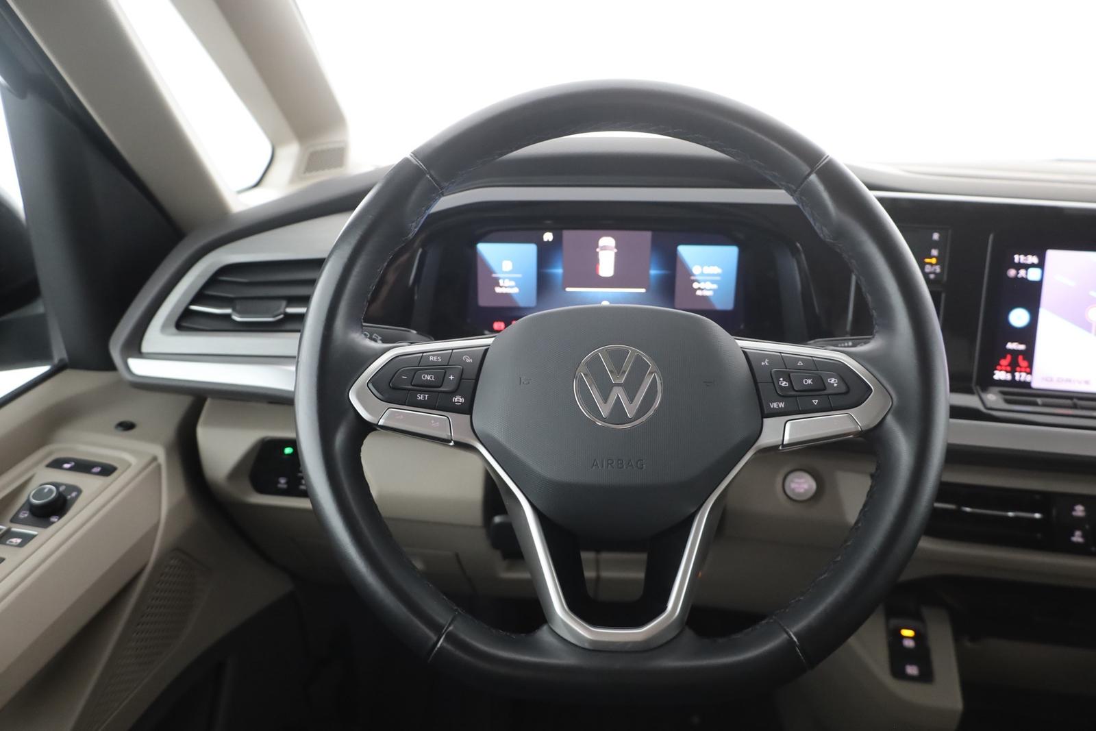 Volkswagen T7 Multivan 2.0 TSI DSG LED 360° Panorama AHK
