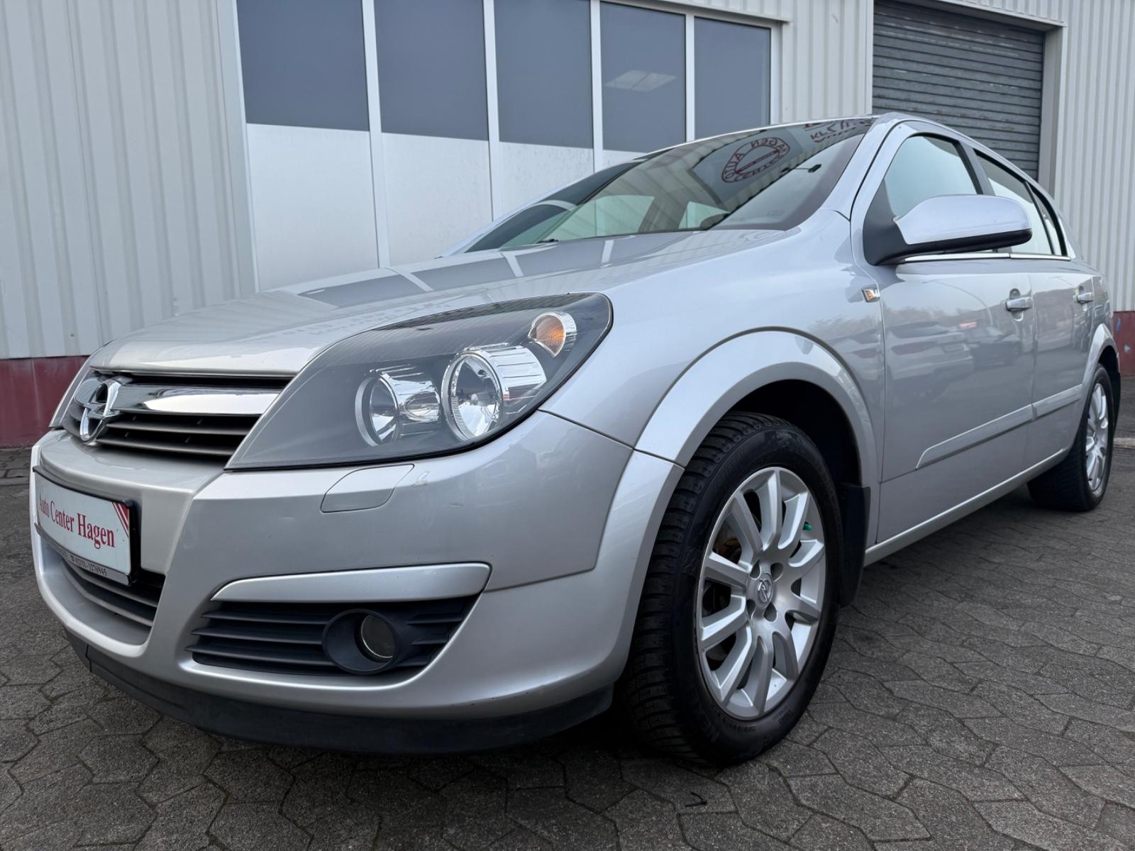 Opel Astra H 1,6 77kW 105PS Automatik/SHZ/Leder/PDC