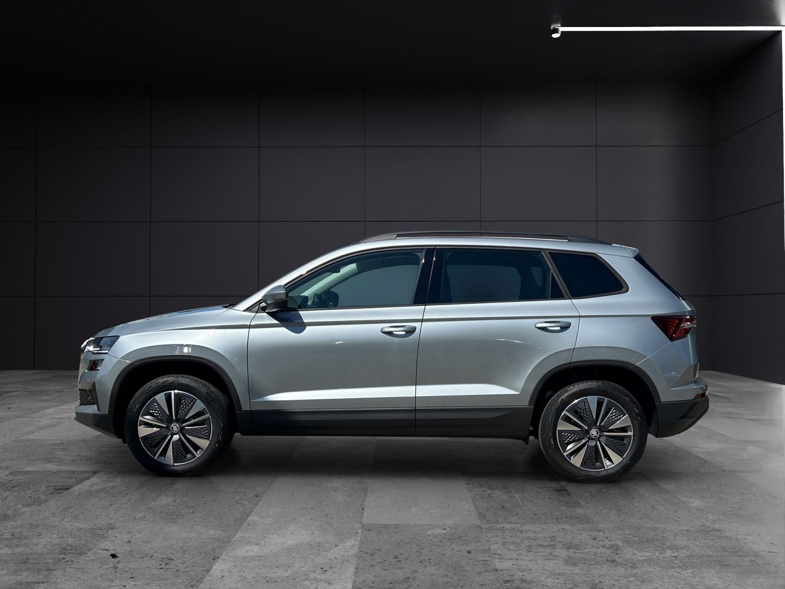 Fahrzeugabbildung SKODA Karoq 1.5 TSI Balance 3J ASG ACC MATRIX AHK RFK