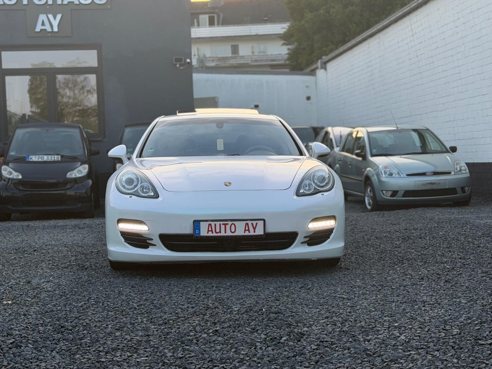 Porsche Panamera S*AT-MOTOR*