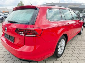 Volkswagen Passat Variant - 4