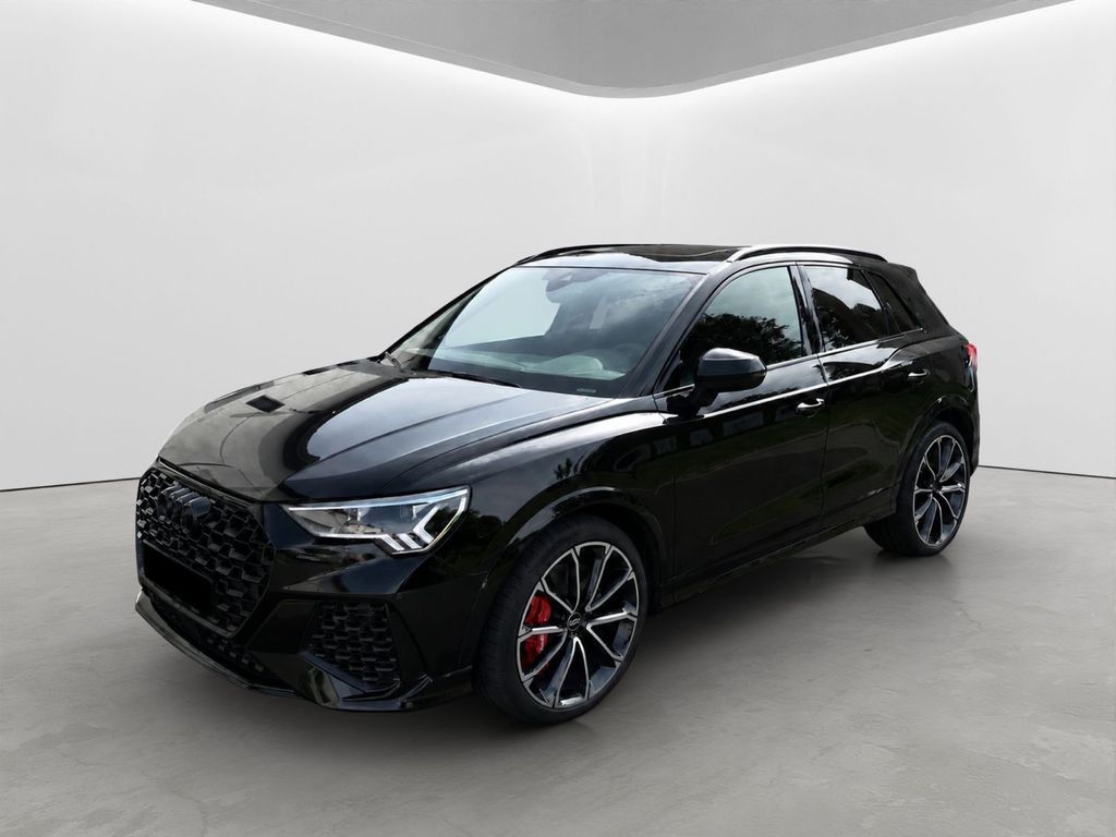 Image of Audi RSQ3