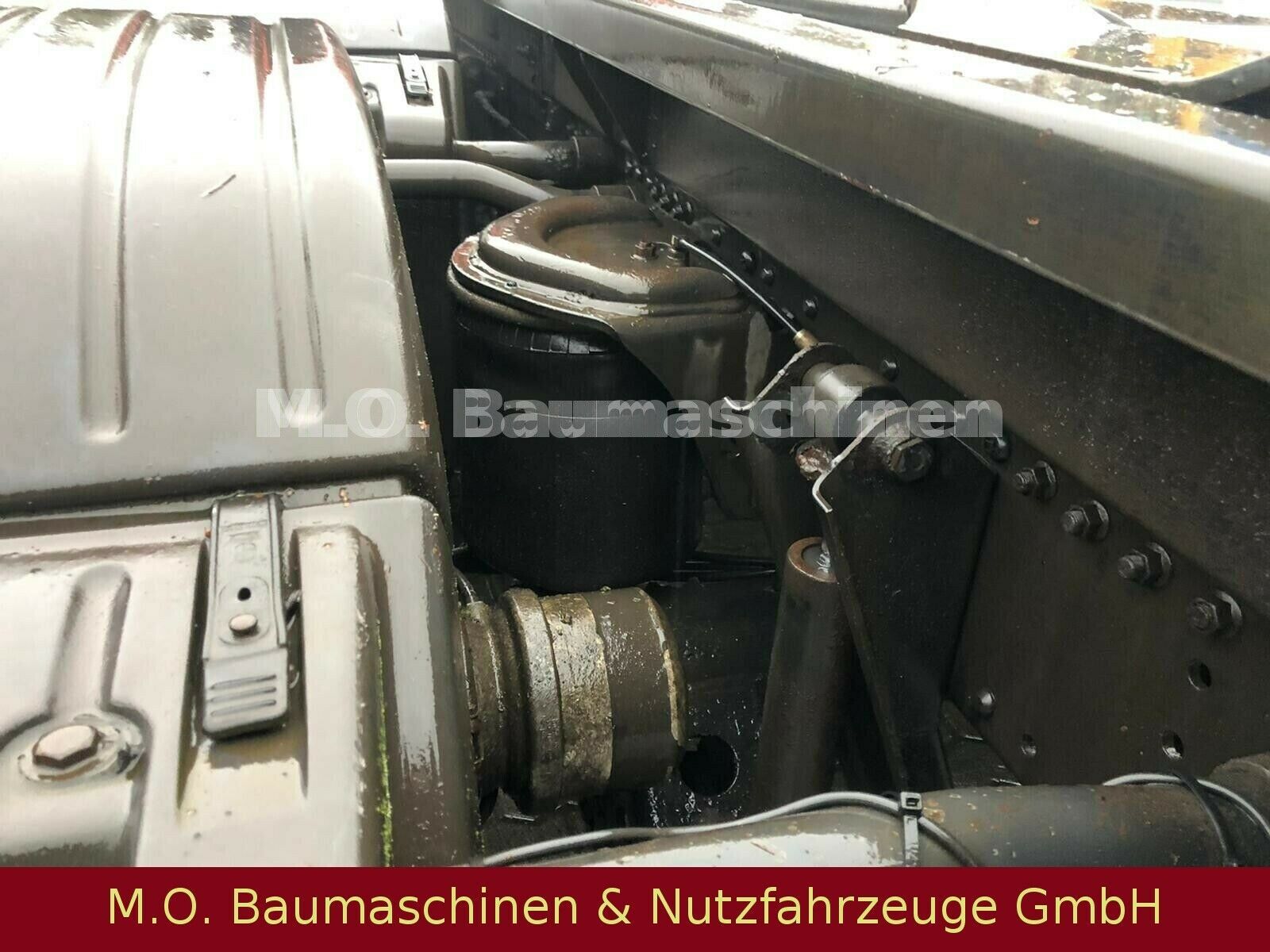 Fahrzeugabbildung MAN TGA 26.480 FNLC / 6x2 / Liftachs / Luft /