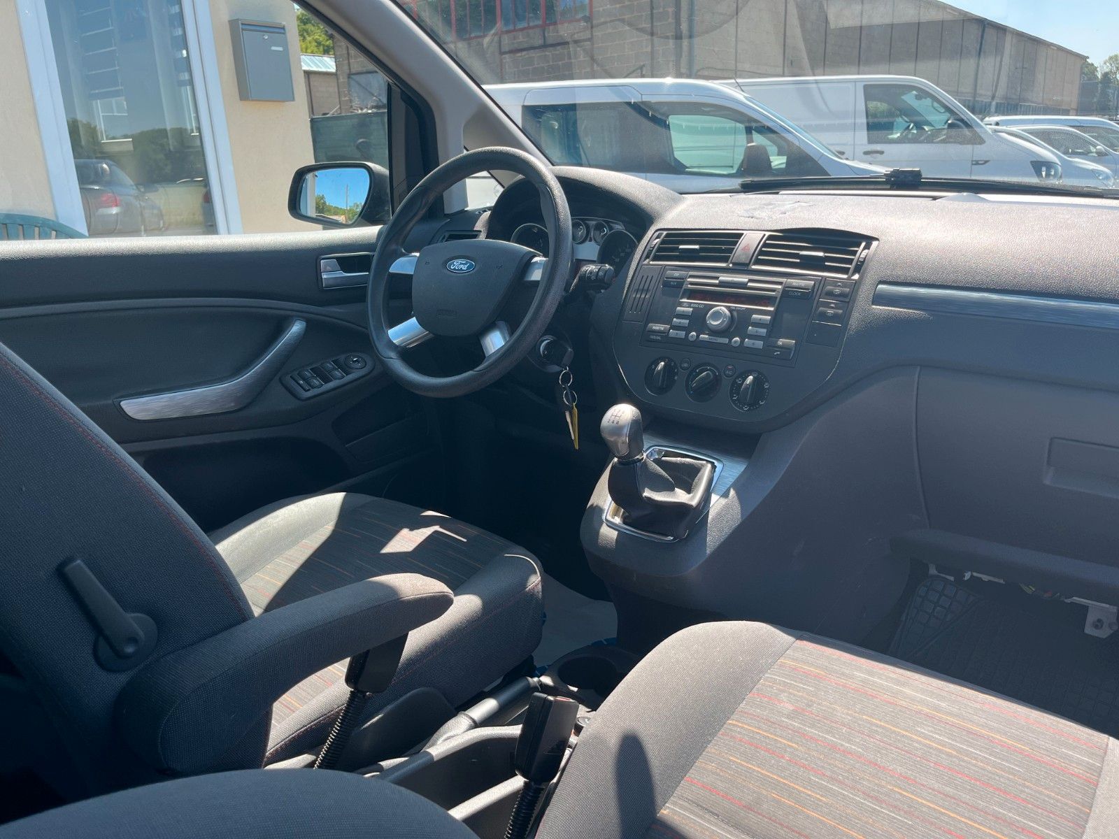 Fahrzeugabbildung Ford C-MAX 1.6 Style Klima TÜV 03/2026 AllWetter AHK