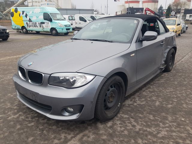 BMW 120 Baureihe 1 Cabrio 120i SITZHEIZUNG