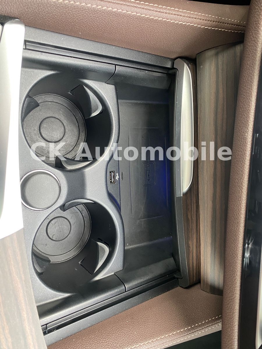 Fahrzeugabbildung BMW 640d GT xDrive Luxury Line/Navi/Head-Up/Pano/LED
