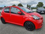 Toyota Aygo AYGO Cool *TÜV Neu *Inspektion neu* - Toyota Aygo (X) mit Benzin-Antrieb: Rot, Kleinwagen