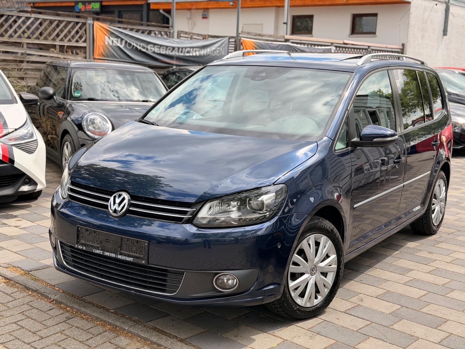 Volkswagen Touran Highline/Xenon/LED/Navi/Cam/Neu-Tüv/Navi