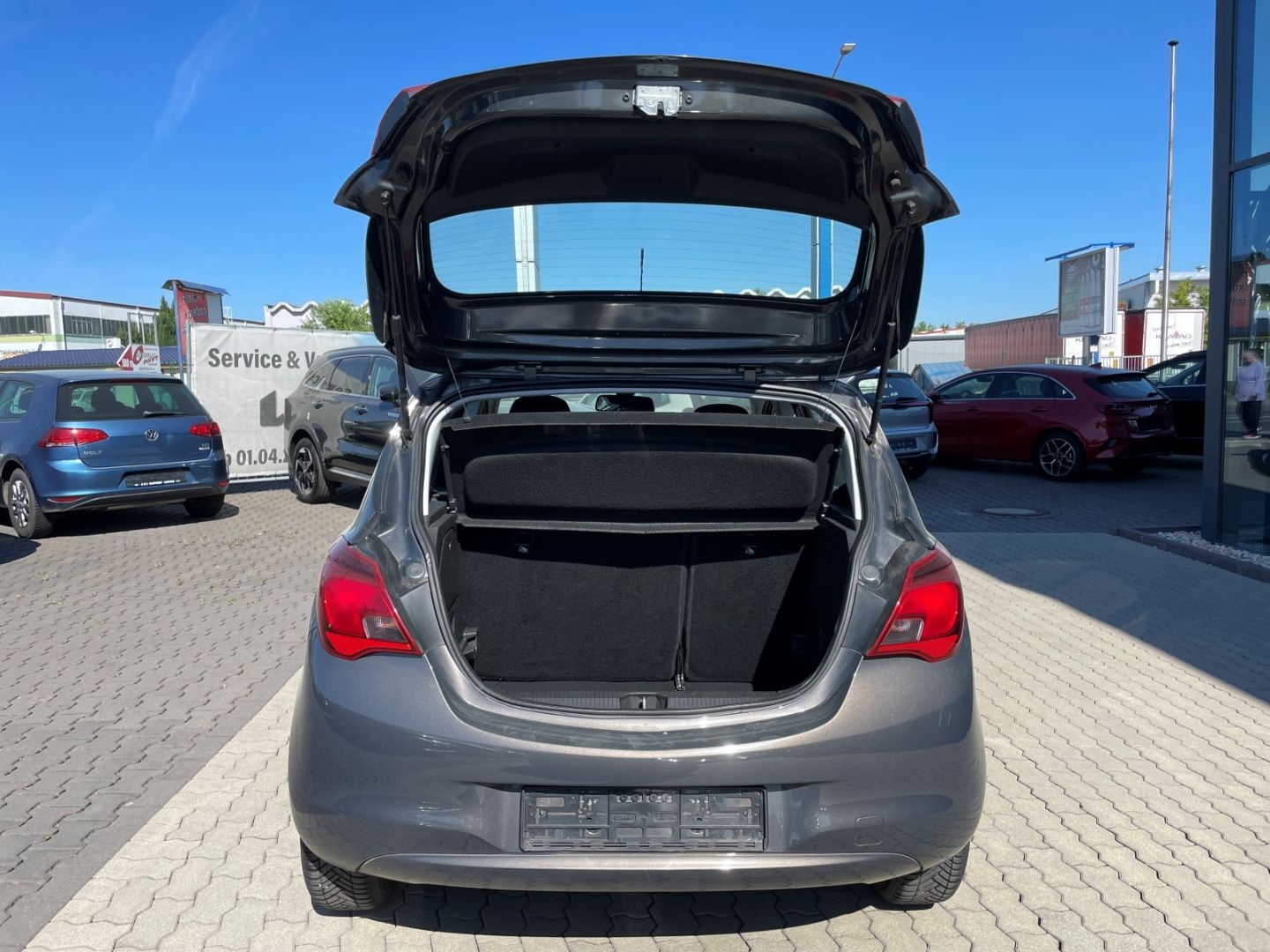 Fahrzeugabbildung Opel Corsa-e Klima Bluetooth Tempomat Lichtsensor