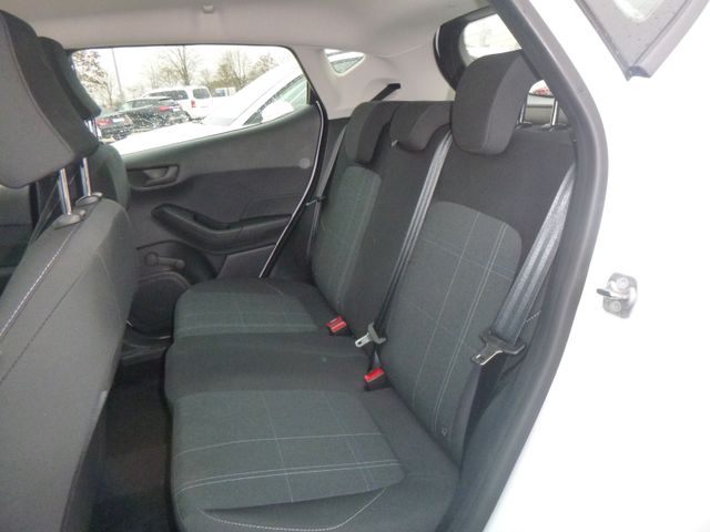 Fahrzeugabbildung Ford Fiesta 1.0 EcoBoost >32.243KM/AUt/NAV/LED<