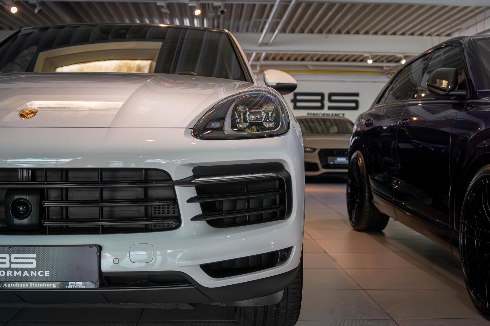 showroom-image-top