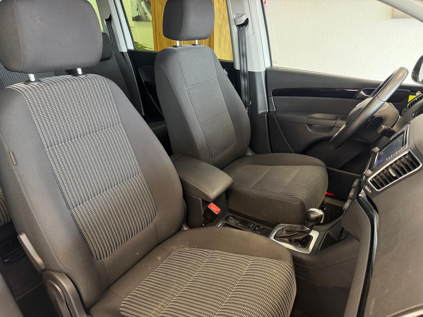 Fahrzeugabbildung SEAT Alhambra Style / 1.Hand/ Scheckheft/ Navi /Klima