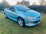 Peugeot UPDATE Peugeot 206 cc Cabrio AUTOMATIK - Peugeot 206 mit Benzin-Antrieb: Cabrio, Automatik