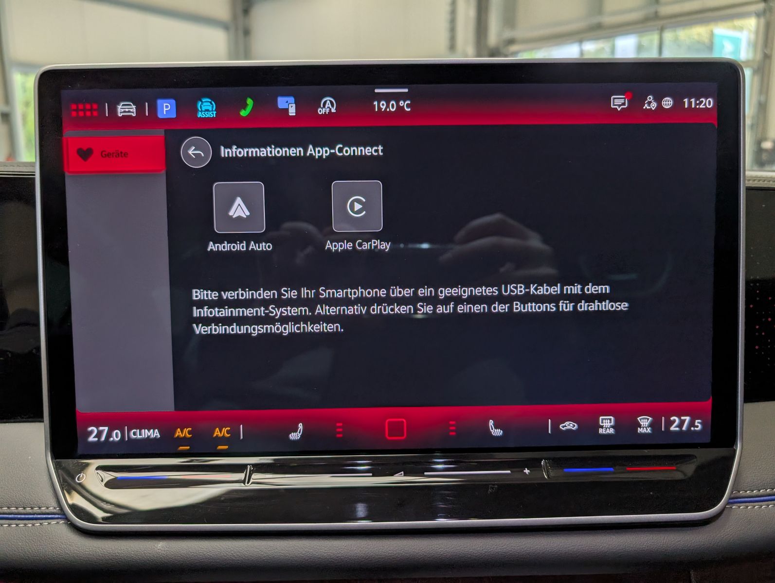 Fahrzeugabbildung Volkswagen Tiguan 2.0TDI R-Line 4M Pano H/K AHK Matrix 20"