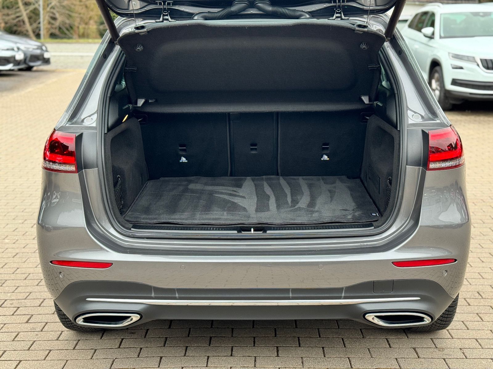 MERCEDES-BENZ B 200, 2020, Diesel, 150 PS