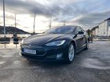 Tesla model S 85 SuperChargig - Tesla aus 2014