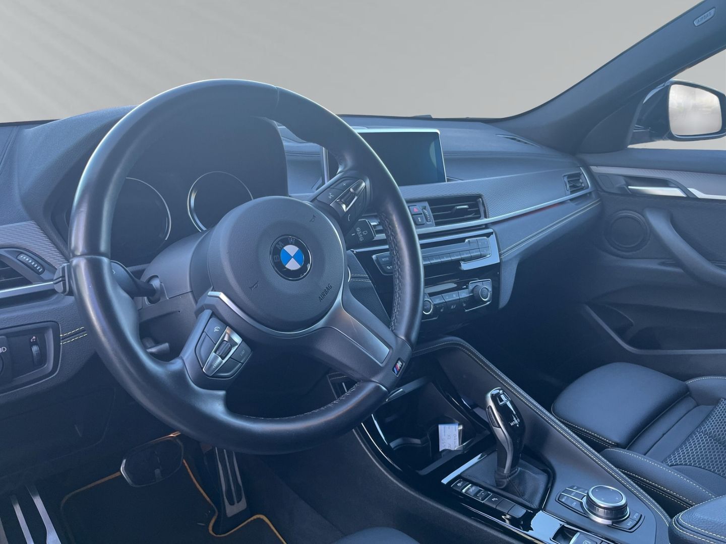 BMW X2 sDrive 18d M Sport X Navigation Sound LED GRA foto 5