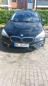 BMW 225 Active Tourer 225i Advantage A Advantage - BMW 225 Active Tourer Gebrauchtwagen in Hamburg