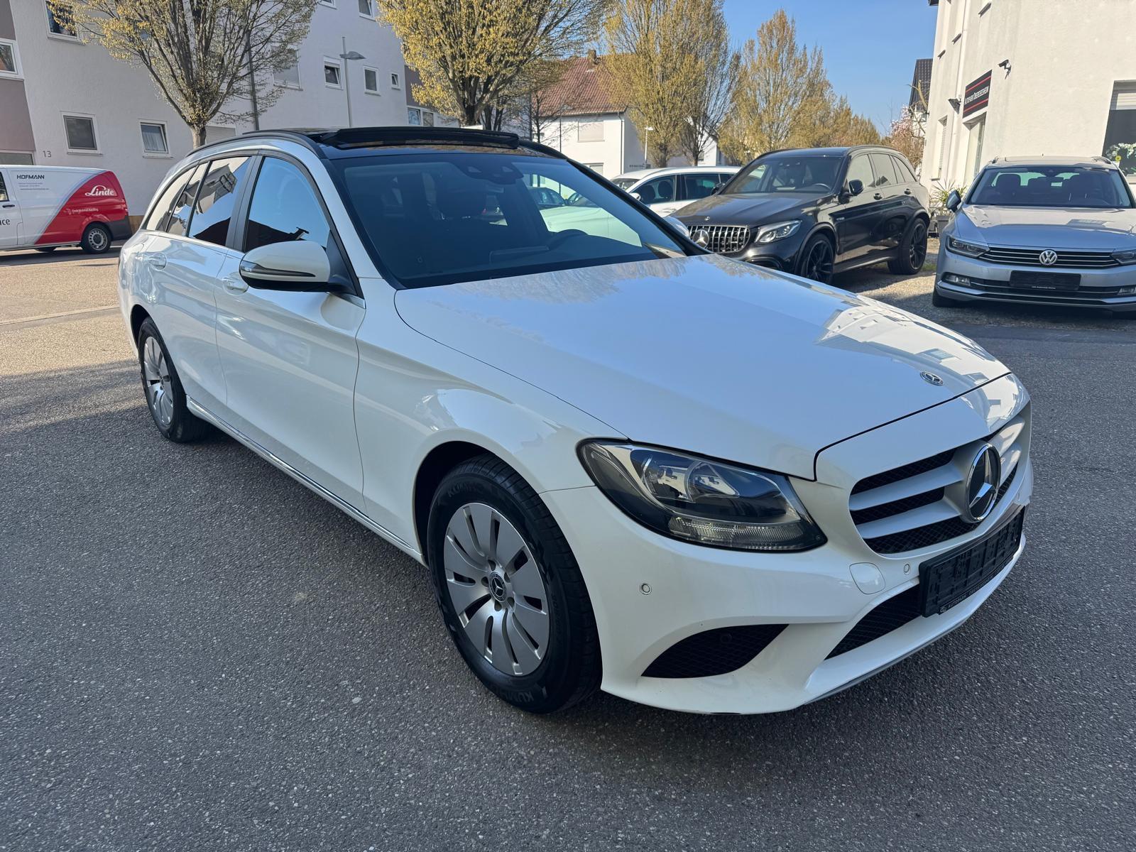 Mercedes-Benz C 220 d T-Modell/1.Hd/Business/Pano/Navi/AHK