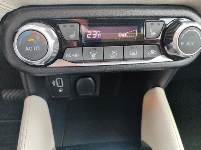 NISSAN Micra (Bild 18 von Array)